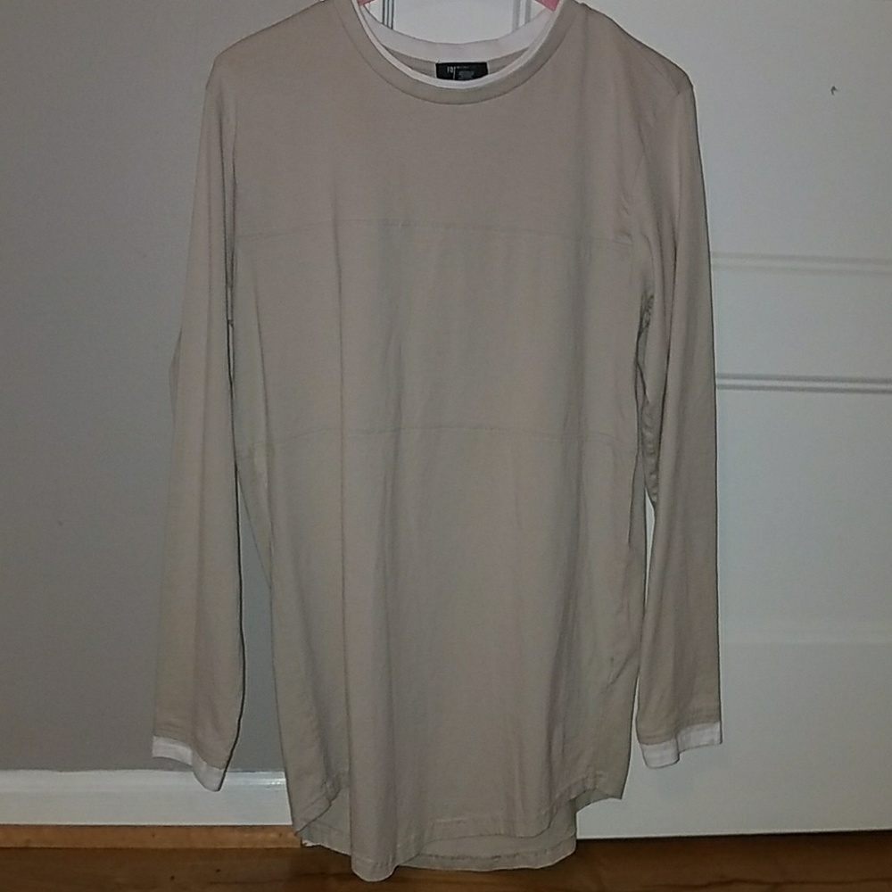 Forever 21 Mens Long Sleeve T-Shirt